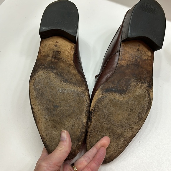 “Continentals” by Bally of Switzerland, size 9 M, medium brown slip-on loafers main image 5